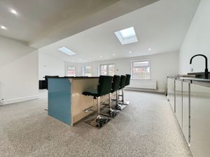 Kitchen- click for photo gallery